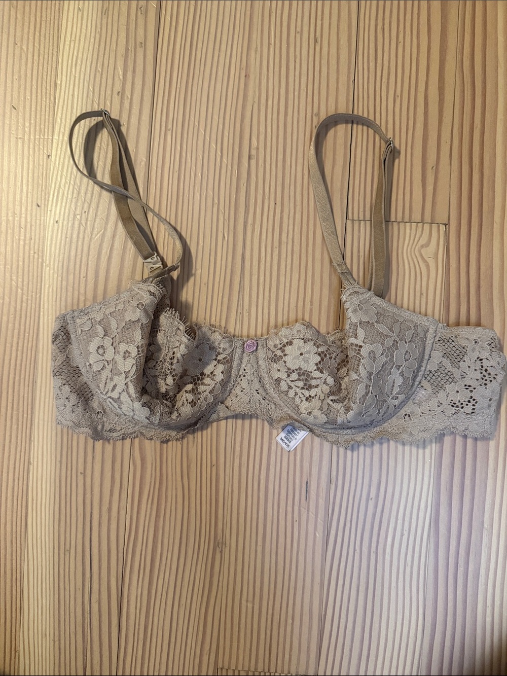 Victoria's Secret DREAM ANGELS
Wicked Unlined Lace Balconette Bra